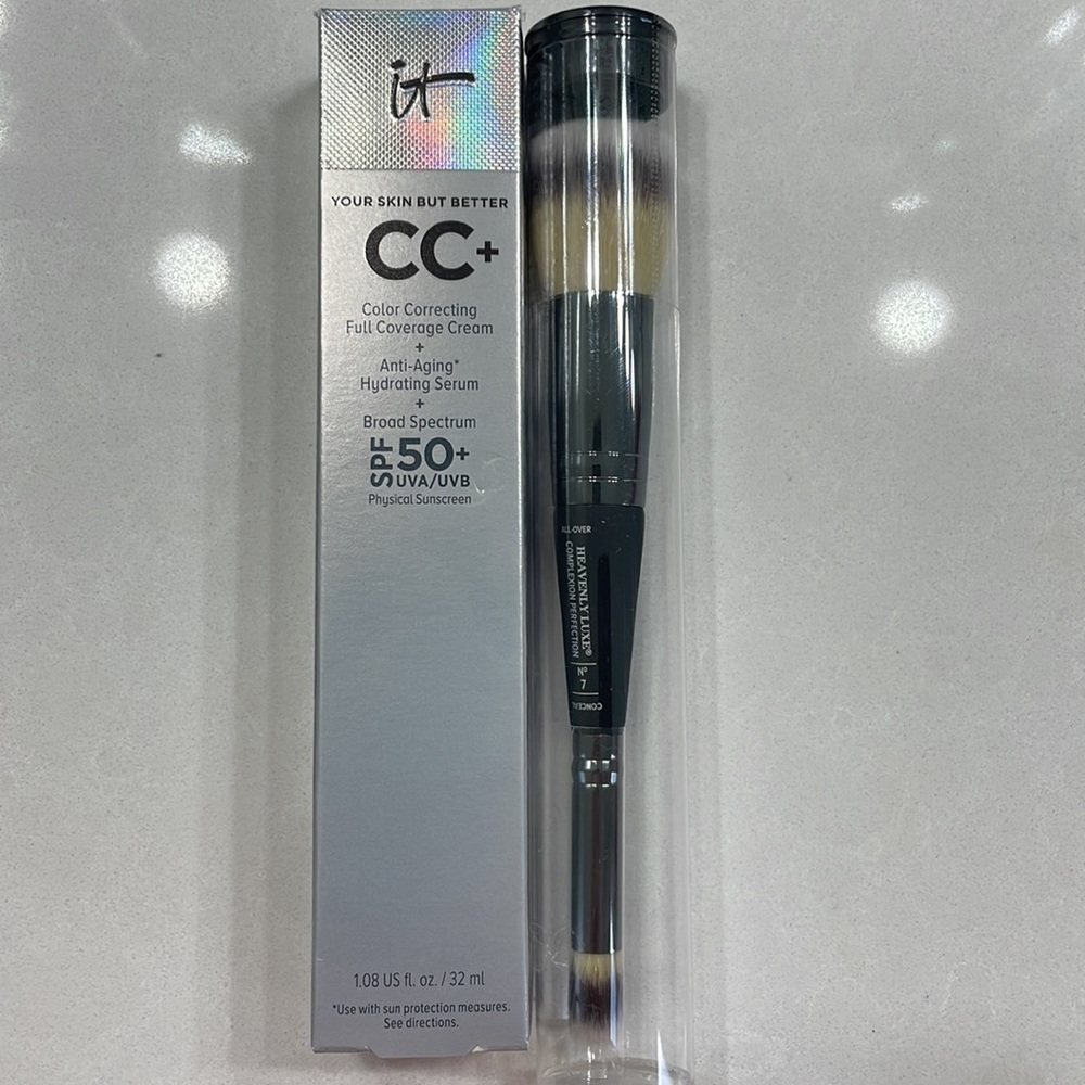 IT Cosmetics Foundation and Brush